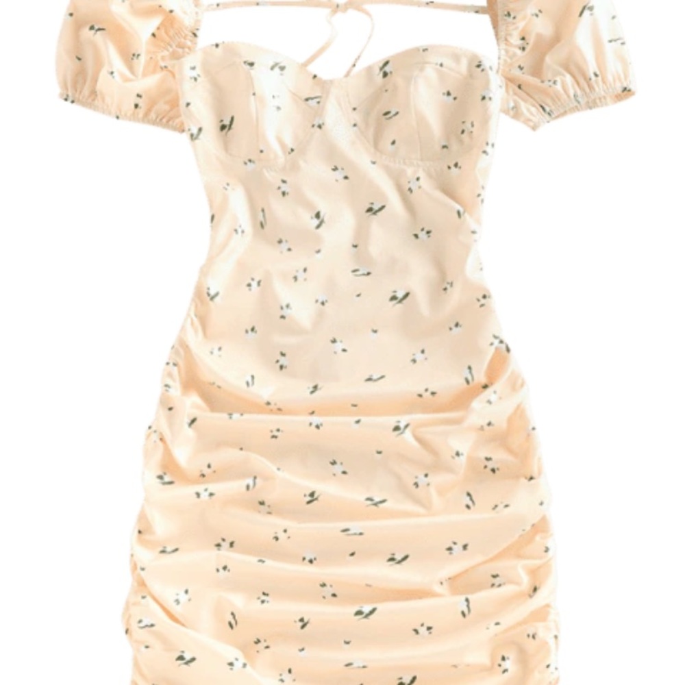 Summer dress in yellow